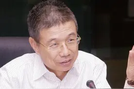 太太背后的男人朱保国:靠一瓶口服液征服中国女人，如今身家450亿图片
