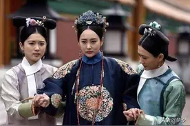 清朝妃子走路为何要宫女扶着胳膊？这样比较安全！萨沙问答第43集图片