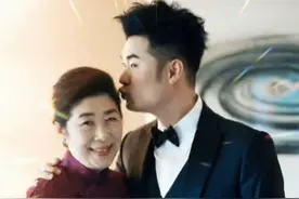 陈赫母亲庆祝儿子36岁生日，妈妈打扮富贵气质好，还是陈凯歌表妹图片