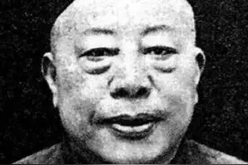 黄金荣：上海滩流氓大亨，两次被女人卷款，晚年落魄到扫大街图片
