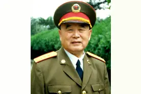 1988年恢复军衔 首批17名上将12人是开国将军 另五位曾是啥军衔图片