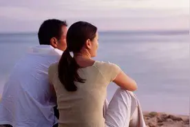 爱是束缚吗？老公不让我外出，他说“要么离婚，要么待在家里”图片