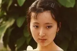 13年前,陈晓旭病逝后,为她放弃事业,随她一起出家的郝彤,今怎样了图片