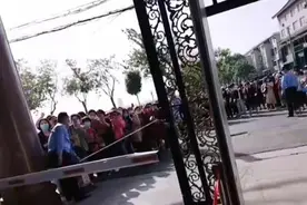 揭开错换人生案中许敏背后的支持团队背景，如此演变不再吃惊图片