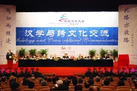 全球最轻视中国历史的不是欧美是苏联：74年里只有一名中国史博士图片