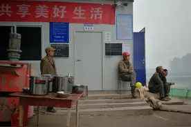 还没返城的农民工，已经很受伤图片
