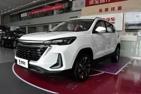1.5T+CVT，还有全景天窗的SUV，BEIJING X3图片