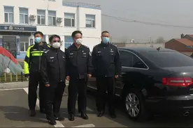 四平交管支队政委李晶岩、副支队长银跃新到双辽交管大队 检查督导“五一”假期交通安保工作图片