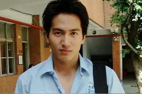 惨落顶流，错失林志玲，顶尖男偶言承旭的“罪与罚”之谜图片