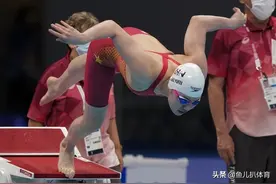 泪奔，张雨霏说想再叫一声爸爸，可惜再也没有机会了图片
