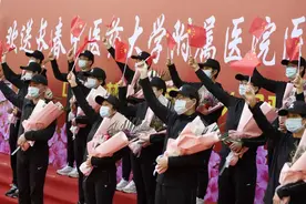 欢送！长春援吉21名白衣勇士返程图片