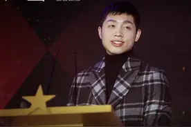 恭喜！许昕当选亚乒联副主席，官比刘国梁还大，8个字回应显情商图片