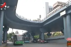 南昌：老福山立交护栏防撞等级低，坠桥事故概率高，即将进行改造图片