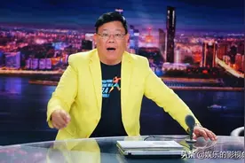 《今日关注》主持人郑达，只因讲一集故事有50块，他弃医从“古”图片