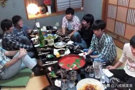 日本人聚餐、中国人聚餐、印度人聚餐，网友：差别不是一点点！图片