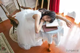 30岁剩女的懊恼：千帆过尽后，最中意的是第一次相亲认识的男生图片