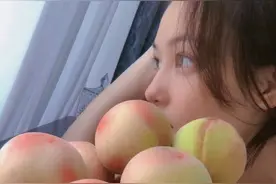 张馨予怀上了二胎？本尊：下次不摸肚子了！两岁女儿被保护得很好图片