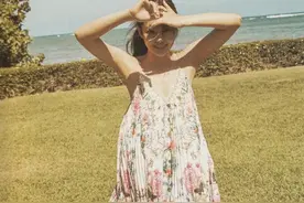 Jennie夏威夷之旅写真，好清纯好漂亮图片