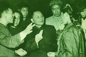 【执时代巨笔 绘如画四平】李连贵熏肉大饼图片