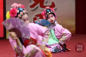 京剧进校园：0基础小学男女生一周速成图片