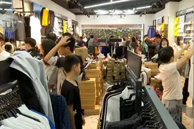 鸿星尔克的爆火最终会回归理性图片