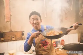 有种“不公平遗传”叫杨迪，上帝吻妹妹杨莎的脸，却忘给哥哥开窗图片