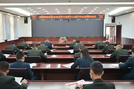 四川省成都警备区 汲取智慧力量 奋进强军征程图片