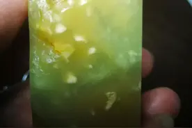 艾叶绿之谜一一艾叶绿印石的主要特征图片