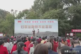 零距离普法！“妇联金牌快车"驶入“全国民主法治示范村”图片