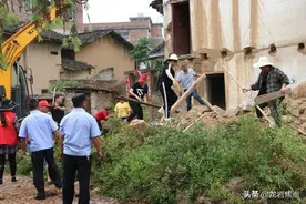 拆危不降温！中山镇持续推动农房整治图片