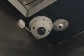 这里的电梯会说话！拒载电动车~图片