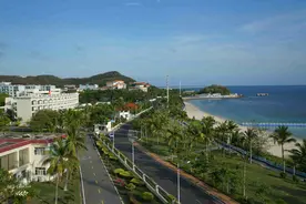 三亚最大方的海洋餐厅，海鲜无限供应，而且还是无敌海景图片