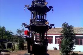 锦州有一座紫荆山？山上还有一座千年古寺，寺院很小，却格外肃穆图片
