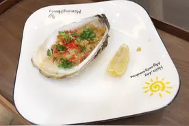 用万能烤箱可以烤出什么逆天的菜？可以用来烤生蚝，味道好极了图片