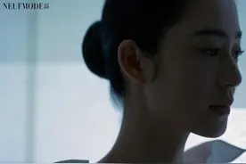 周韵水墨大片曝光 简约黑白裙超美图片