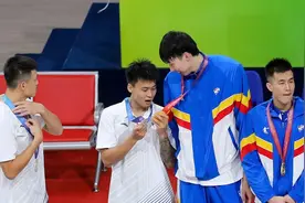 广东男篮全运会丢金揪出水货！2大卧底拖后腿，杜锋藏不住了图片