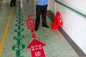 沭阳9岁小女孩不幸落水，辅警奋不顾身下水救人图片
