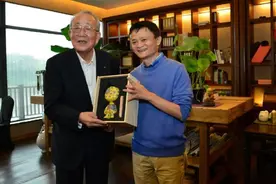 78岁稻盛和夫收到首相来信，宁愿晚节不保也执意出山，他害怕什么图片