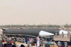 这个土豪国家买中国导弹从不问价格，关键时刻才知中国武器厉害图片