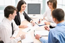 人的一生中会遇到很多讨厌的人，要更懂得如何让自己平静下来图片