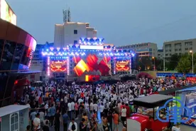 天津新开六大夜市 夜生活越发精彩纷呈图片