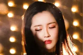 她们的舞台C位妆可太美了，我化完却不太对劲？图片