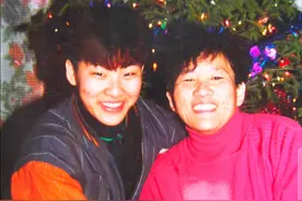 残疾婚姻中，她把女儿培养成世界女拳王图片