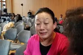 世界上有一种妈妈，叫做孙杨的妈妈图片