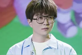 毛不易中岛美嘉合作新歌引热议，还有哪些神仙合作让你念念不忘？图片