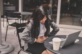 好险！一个“小蛋黄”引发“血案”，95后姑娘同房后大出血图片