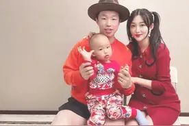 德云社烧饼孩子太像自己，妻子感叹基因强大，应该高兴吗？图片
