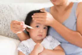 孩子上了幼儿园，三天两头生病？这两个原因要注意，孩子少生病图片