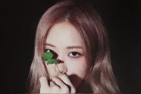 ROSÉ朴彩英《Kill This Love》图片