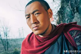 民间故事：屠户宰杀一巨狐，做大衣给孕妻穿，被逼断指才救回妻儿图片